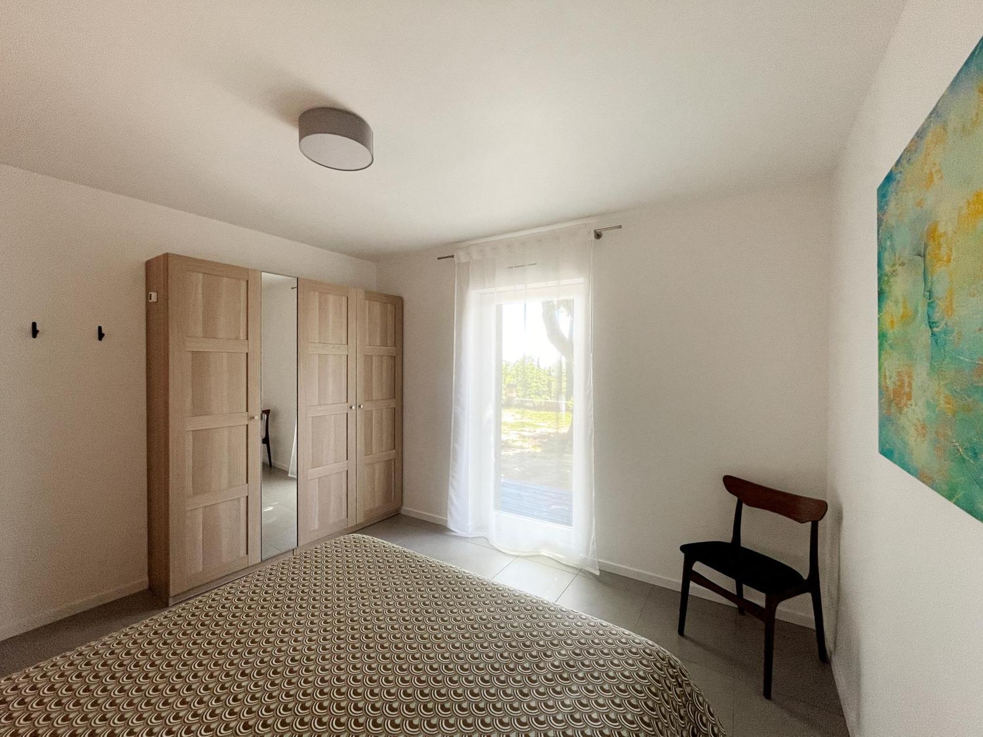 Au Calme Dans La Campagne Aixoise, Entoure De Cypres Holiday home